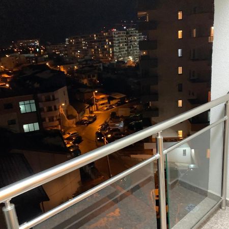 Ray Luxury Apartment Close To Presidential Palace Букурещ Екстериор снимка