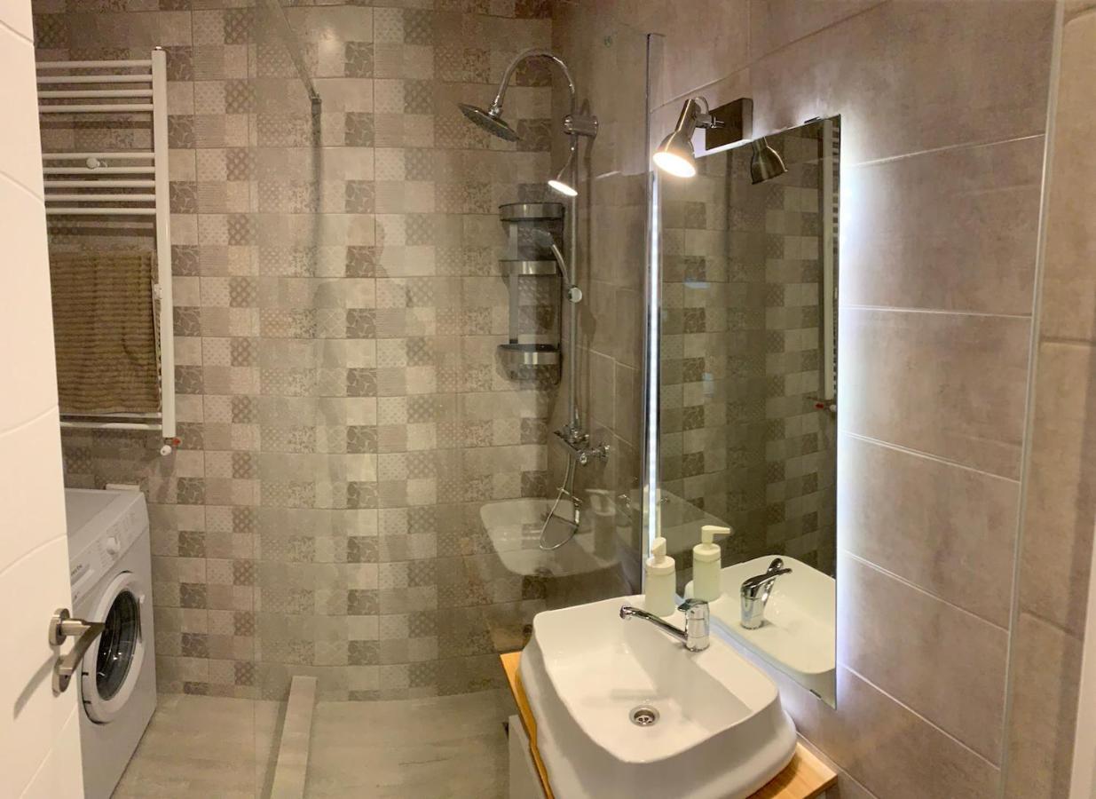 Ray Luxury Apartment Close To Presidential Palace Букурещ Екстериор снимка
